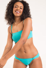Carregar imagem no visualizador da galeria, Image 04: Rio De Sol Ensemble Set Nanai Bandeau-Reto Mel-Comfy
