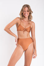Carregar imagem no visualizador da galeria, Image 06: Rio De Sol Ensemble Set Nocciola Mila Hotpants
