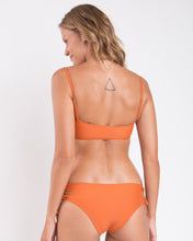 Carregar imagem no visualizador da galeria, Image 05: Rio De Sol Ensemble Set Ocre Bandeau-Reto Madrid

