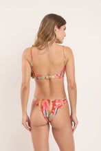 Carregar imagem no visualizador da galeria, Model Back: Rio De Sol Ensemble Set Sea-Bloom Paola Baobi
