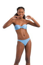 Carregar imagem no visualizador da galeria, Image 08: Rio De Sol Ensemble Set Shimmer-Baltic-Sea Bandeau-Joy Essential
