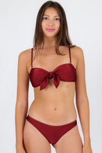 Carregar imagem no visualizador da galeria, Gallery: Rio De Sol Ensemble Set Shimmer-Divino Bandeau-Knot Essential
