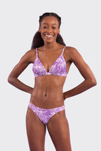 Carregar imagem no visualizador da galeria, Model Front: Rio De Sol Ensemble Set Trail-Purple Tri-Fixo Essential
