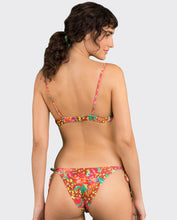 Carregar imagem no visualizador da galeria, Image 07: Rio De Sol Ensemble Set Tropics Balconet-Tie Lacinho
