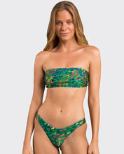 Carregar imagem no visualizador da galeria, Gallery: Rio De Sol Ensemble Set Wilds Bandeau-Reto Highleg
