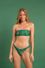 Carregar imagem no visualizador da galeria, Image 11: Rio De Sol Ensemble Set Wilds Bandeau-Reto Highleg
