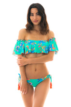 Carregar imagem no visualizador da galeria, Model Front: Rio De Sol Haut Top Acqua Flora Babado
