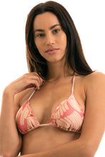 Carregar imagem no visualizador da galeria, Gallery: Rio De Sol Haut Top Banana Rose Frufru
