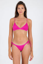 Carregar imagem no visualizador da galeria, Model Front: Rio De Sol Haut Top Cotele-Amaranto Tri-Fixo
