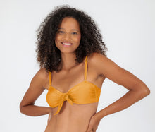 Carregar imagem no visualizador da galeria, Gallery: Rio De Sol Haut Top Damasco Bandeau-No
