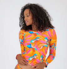 Carregar imagem no visualizador da galeria, Gallery: Rio De Sol Haut Top Orange-Bloom Rash-Guard
