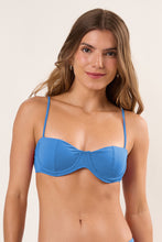 Carregar imagem no visualizador da galeria, Gallery: Rio De Sol Haut Top Pacifica Coral
