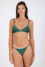 Carregar imagem no visualizador da galeria, Model Front: Rio De Sol Haut Top Palace Tri-Fixo
