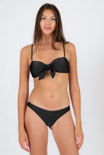 Carregar imagem no visualizador da galeria, Model Front: Rio De Sol Haut Top Shimmer-Black Bandeau-No
