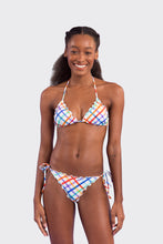 Carregar imagem no visualizador da galeria, Model Front: Rio De Sol Haut Top Square Frufru

