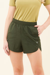 Short Race Verde Militar UPF50+