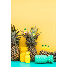 Carregar imagem no visualizador da galeria, Image 05: Sunnylife Bougies Pineapple Cake Candle
