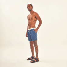 Carregar imagem no visualizador da galeria, Image 02: Uv Line Bermuda / Short Pour Homme Shorts Boxer Aco Off White Upf50+
