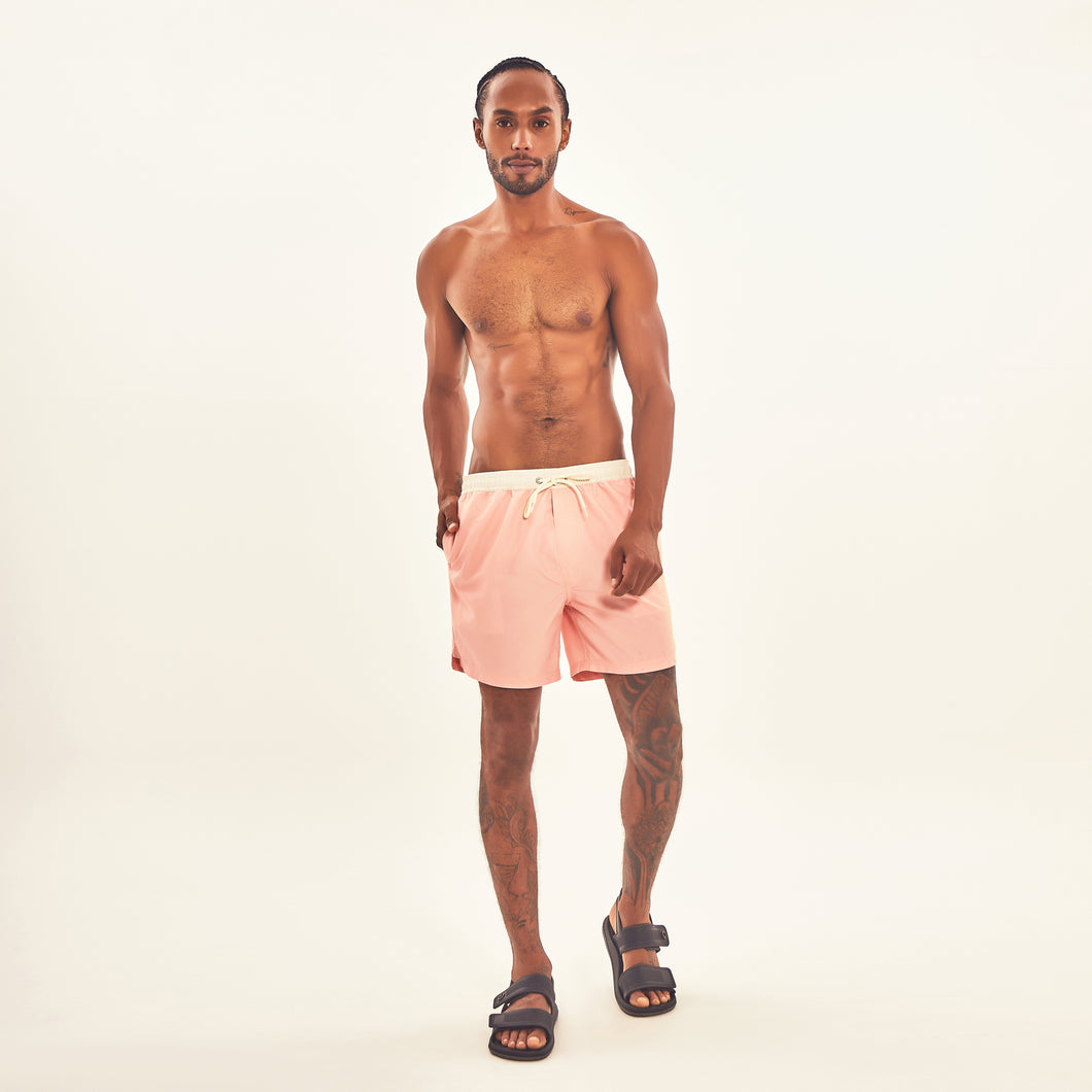 Model Front: Uv Line Bermuda / Short Pour Homme Shorts Boxer Rose Upf50+