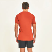 Carregar imagem no visualizador da galeria, Model Back: Uv Line Fitness Haut T-Shirt Sport Fit Ferrugem Upf50+
