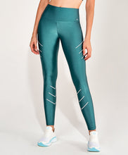 Carregar imagem no visualizador da galeria, Legging Atlanta Fitas Refletivas Verde Strong
