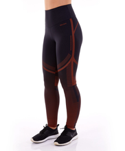 Carregar imagem no visualizador da galeria, Legging Bodytex II Com Degrade Preto
