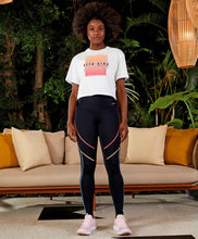 Carregar imagem no visualizador da galeria, Legging Hyper Galoes E Bolso Preto
